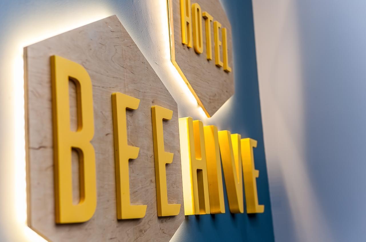 Beehive Hotel Odessa Zewnętrze zdjęcie