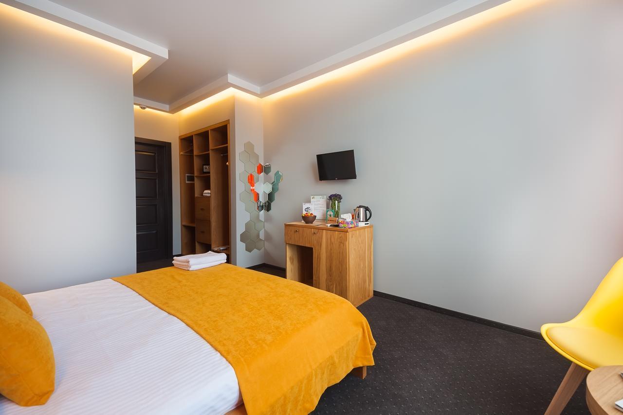 Beehive Hotel Odessa Zewnętrze zdjęcie