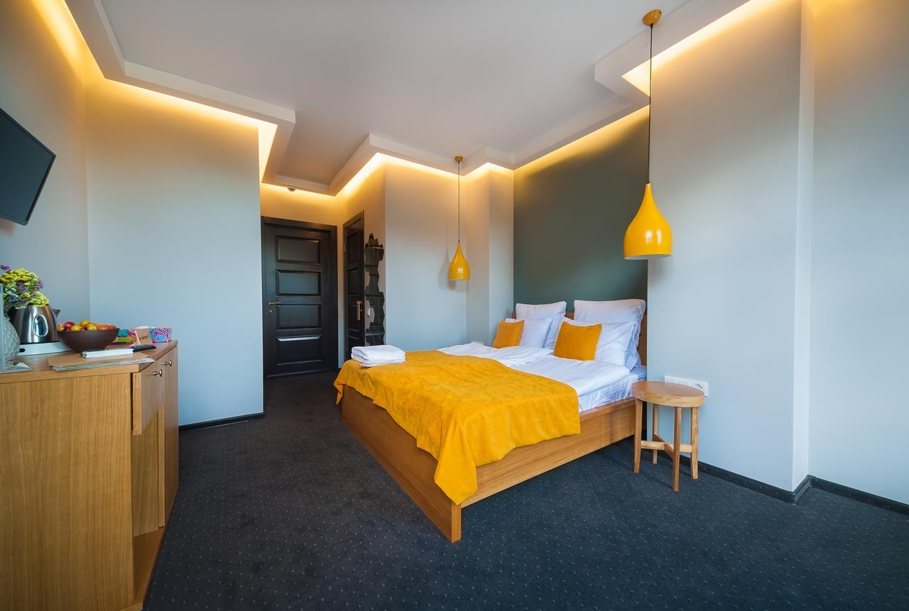 Beehive Hotel Odessa Zewnętrze zdjęcie