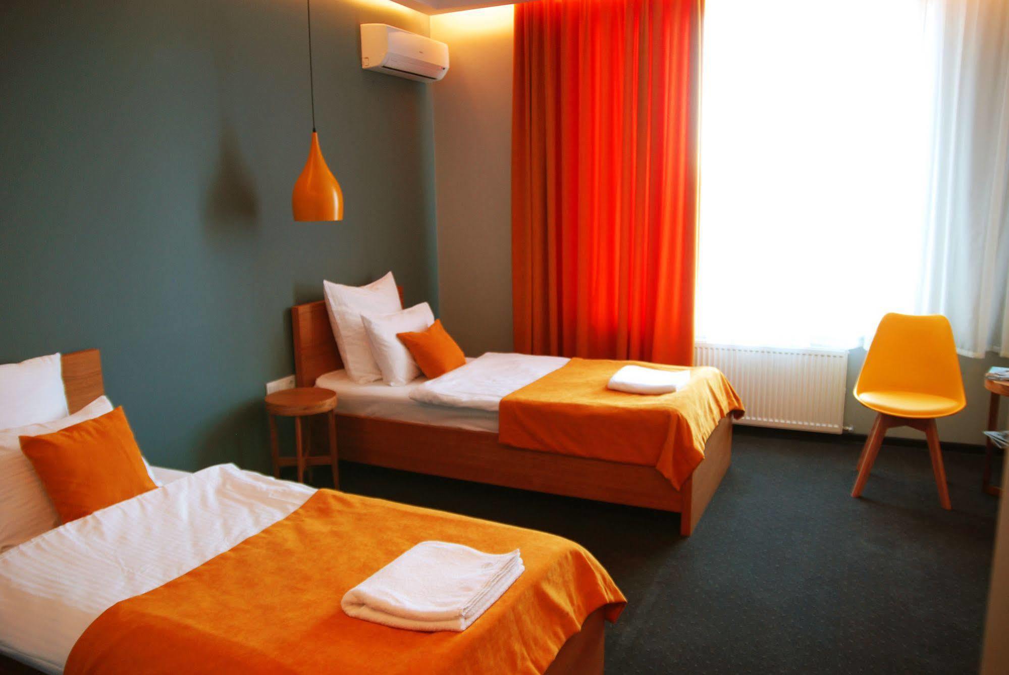 Beehive Hotel Odessa Zewnętrze zdjęcie