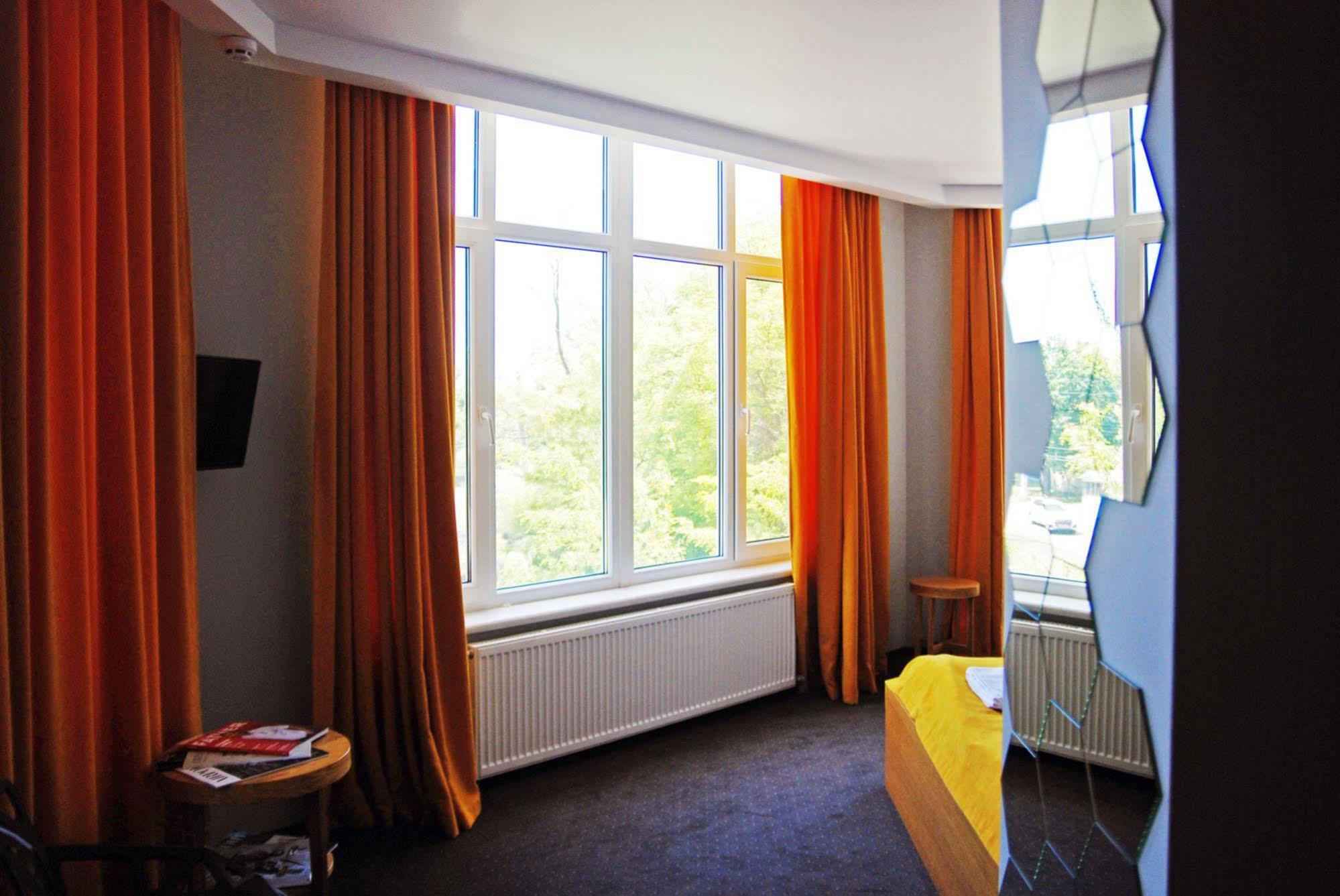 Beehive Hotel Odessa Zewnętrze zdjęcie