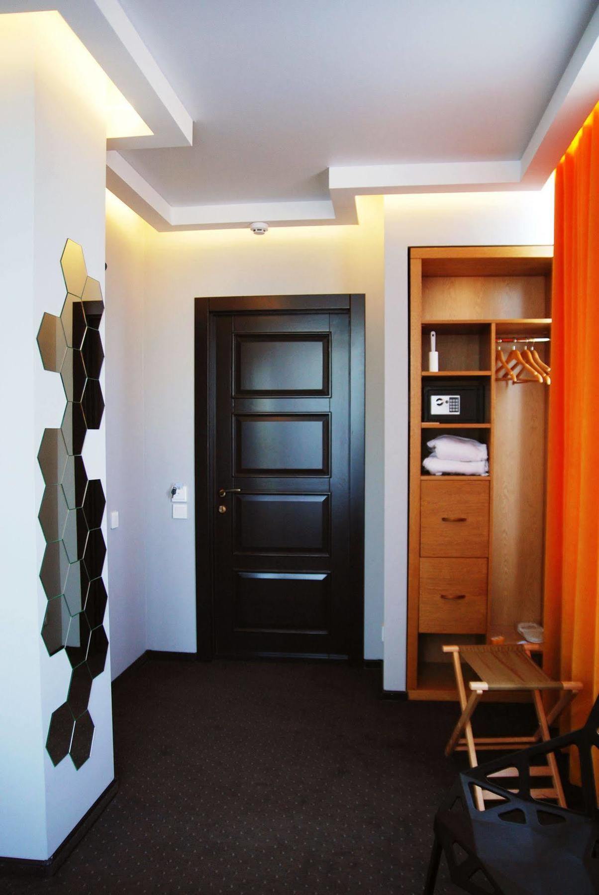 Beehive Hotel Odessa Zewnętrze zdjęcie